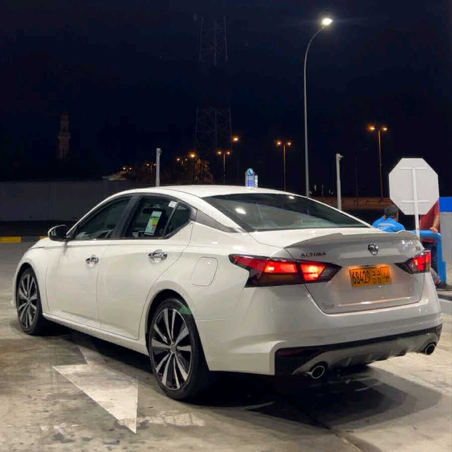 Car Image 2019 NISSAN ALTIMA S