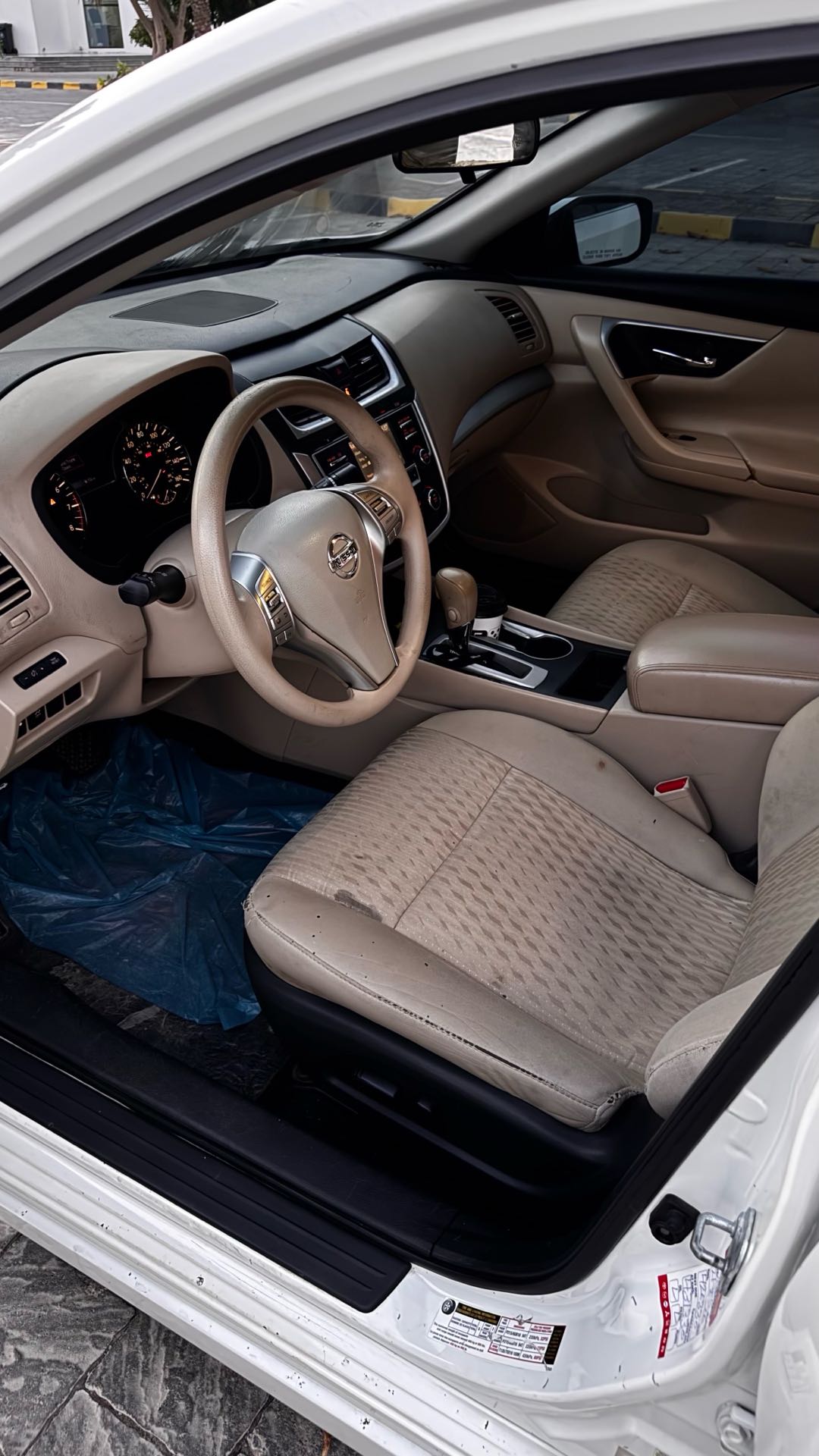 Car Image 2017 NISSAN ALTIMA S