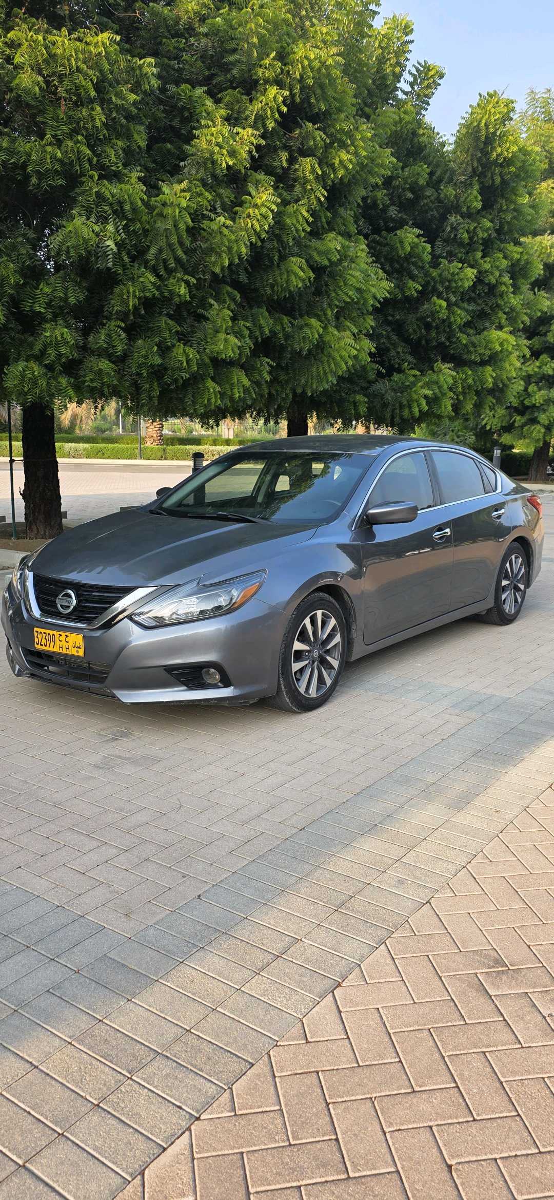 Car Image 2017 NISSAN ALTIMA SV