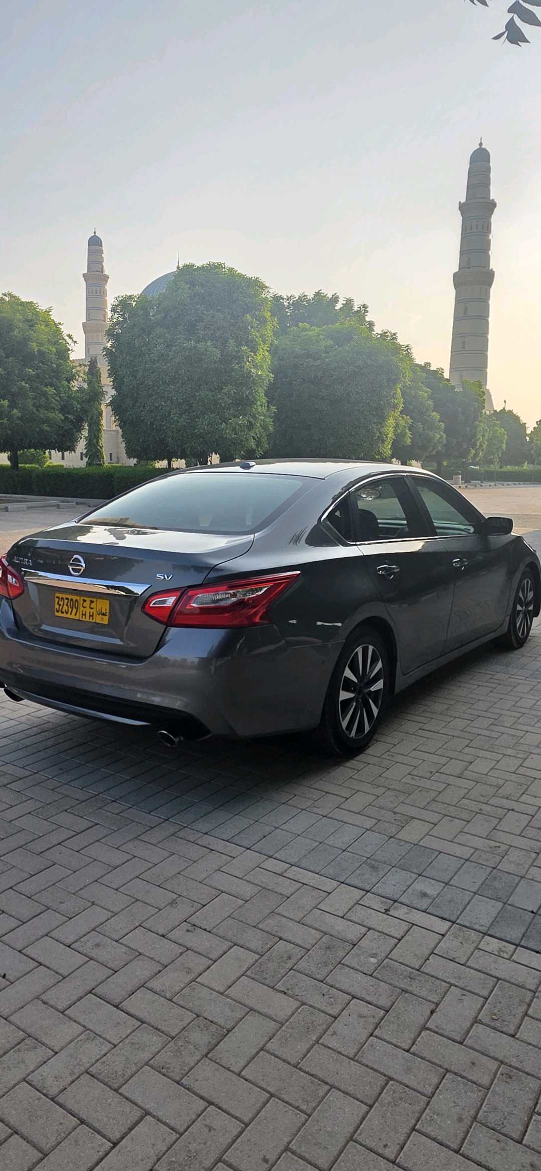 Car Image 2017 NISSAN ALTIMA SV