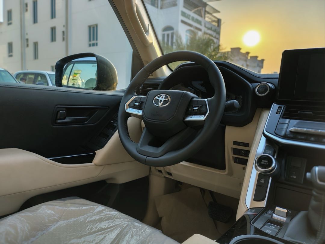Car Image 2026 TOYOTA LAND CRUISER GX.R