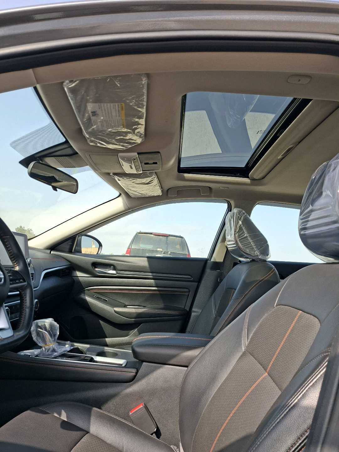Car Image 2021 NISSAN ALTIMA SR