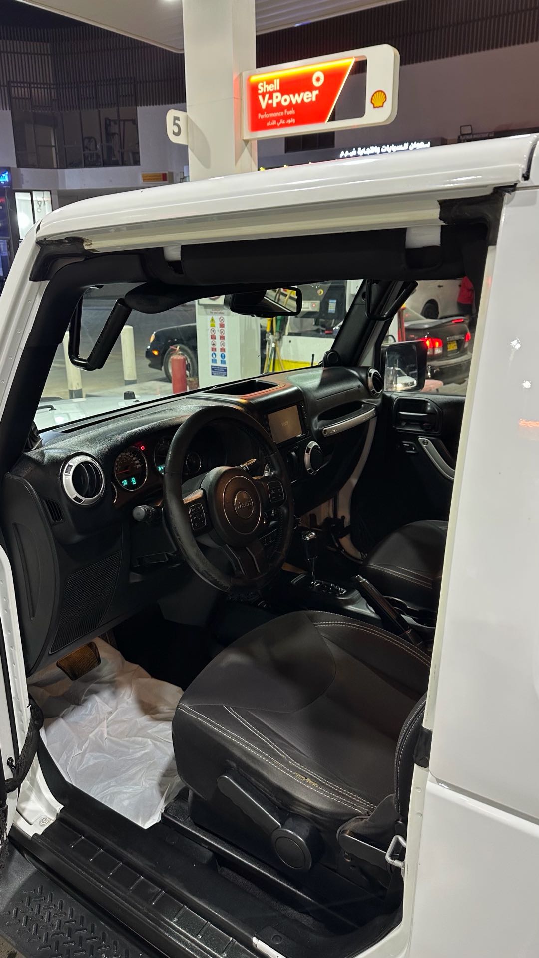 Car Image 2014 JEEP WRANGLER SAHARA
