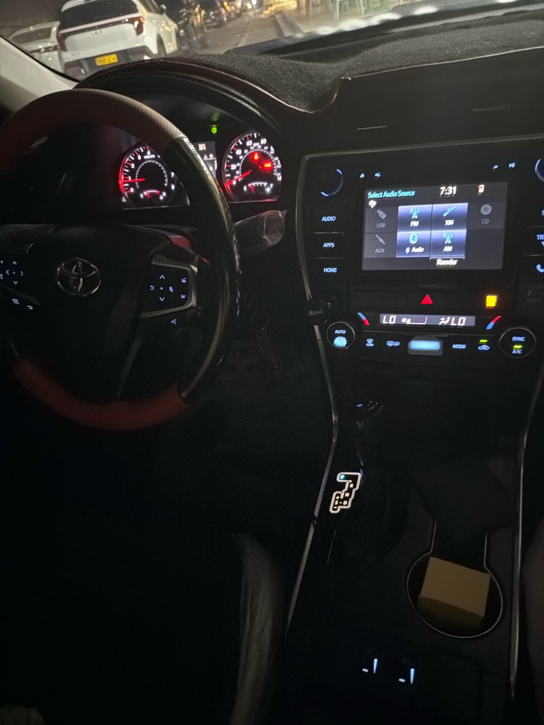 Car Image 2016 TOYOTA CAMRY XSE