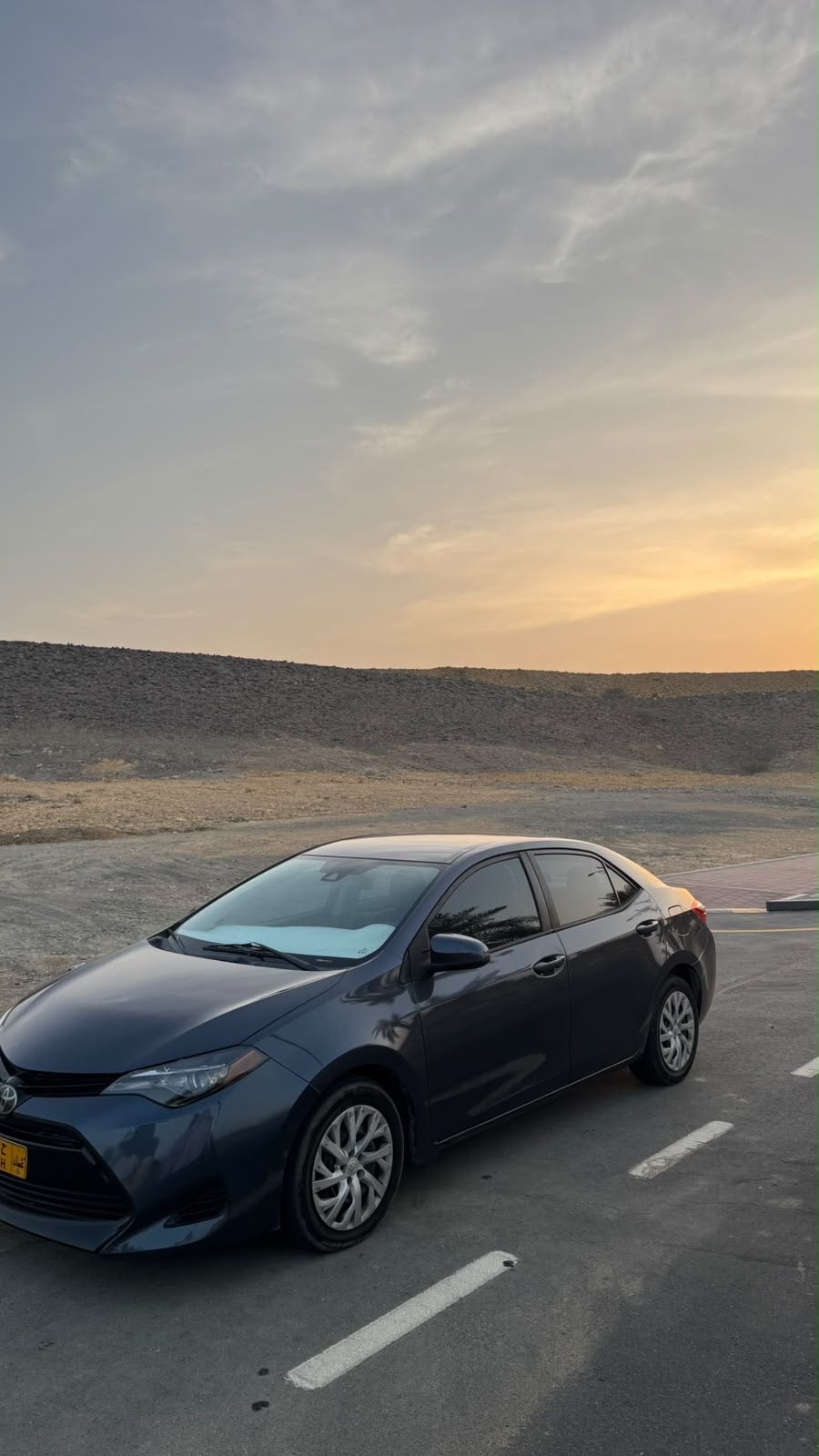 Car Image 2018 TOYOTA COROLLA LE