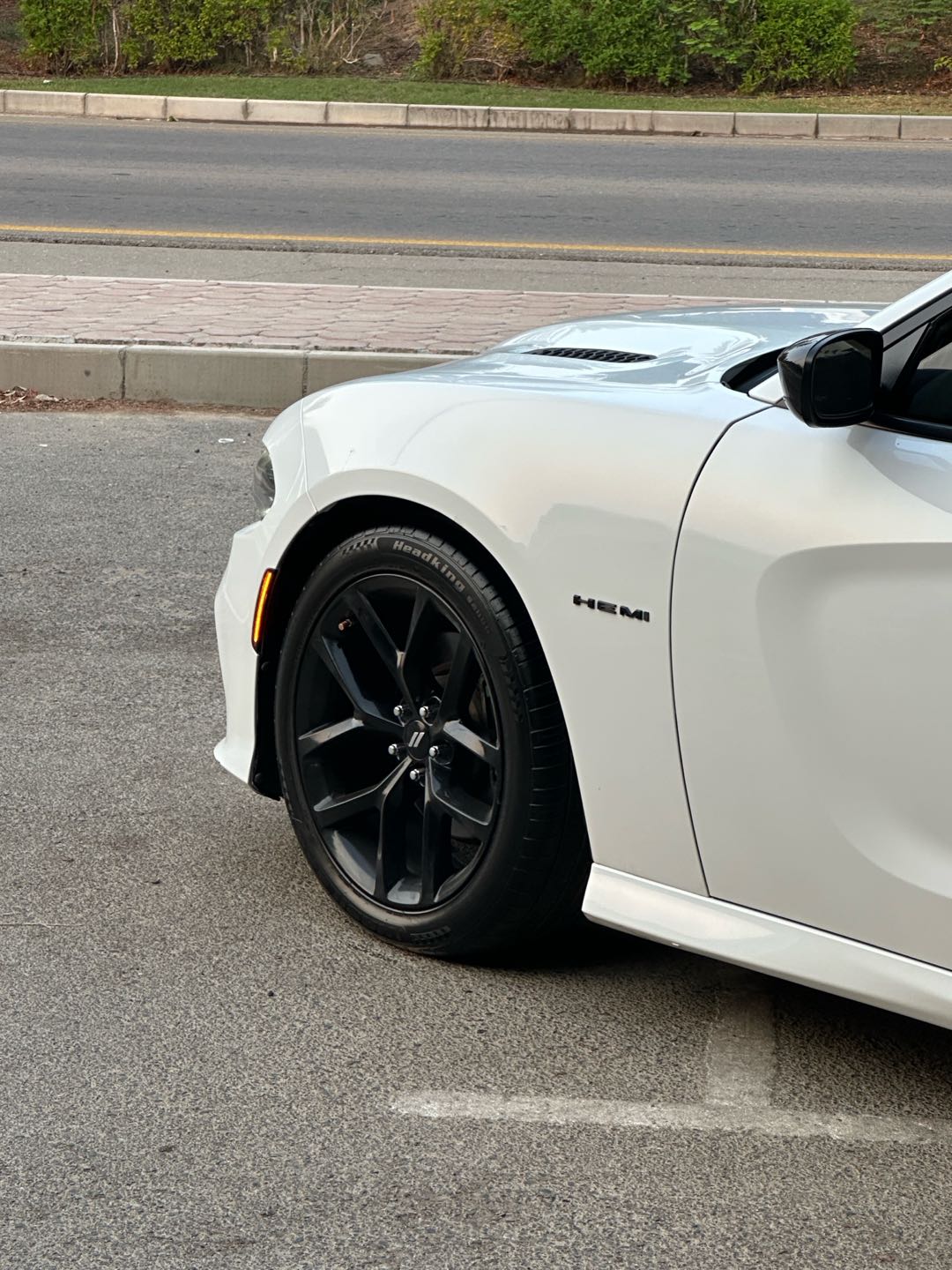 Car Image 2020 DODGE CHARGER R/T