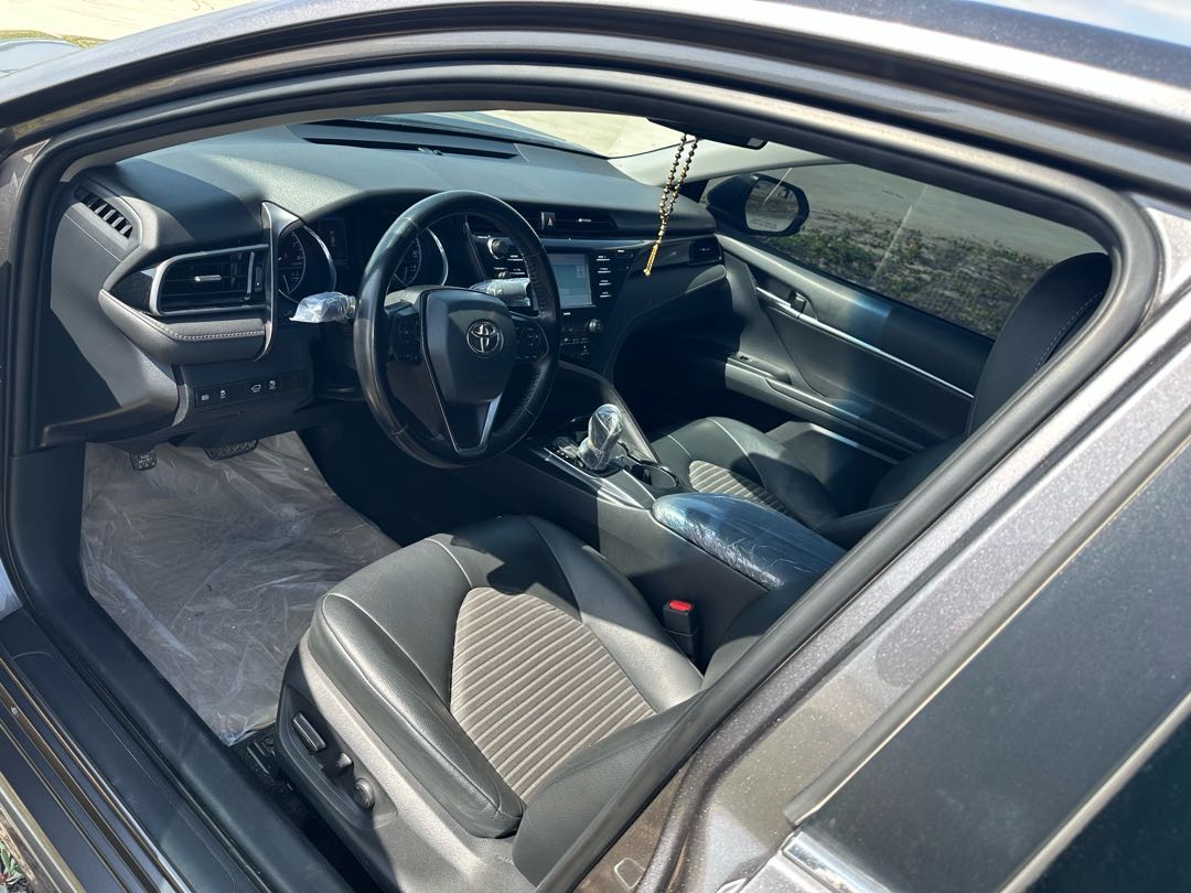 Car Image 2020 TOYOTA CAMRY SE