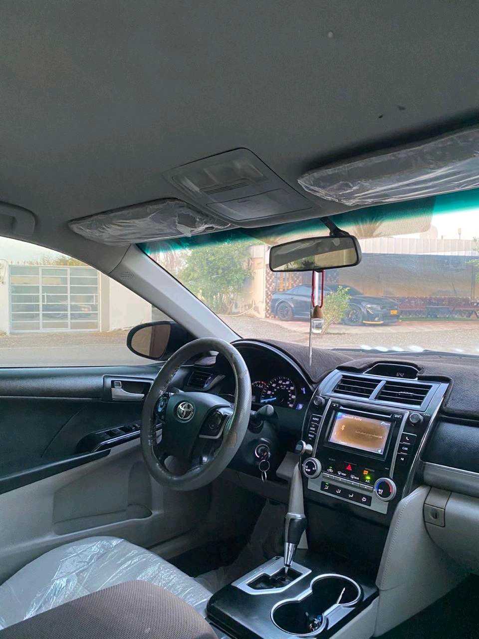Car Image 2012 TOYOTA CAMRY LE