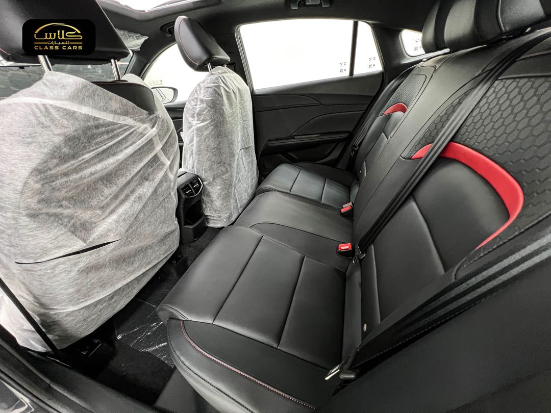 Car Image 2026 MG GT 