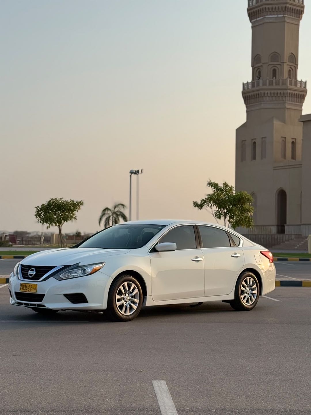 Car Image 2017 NISSAN ALTIMA S