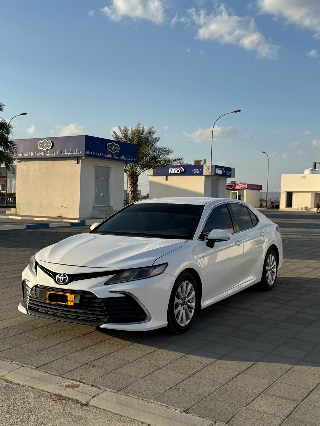Car Image 2019 TOYOTA CAMRY LE