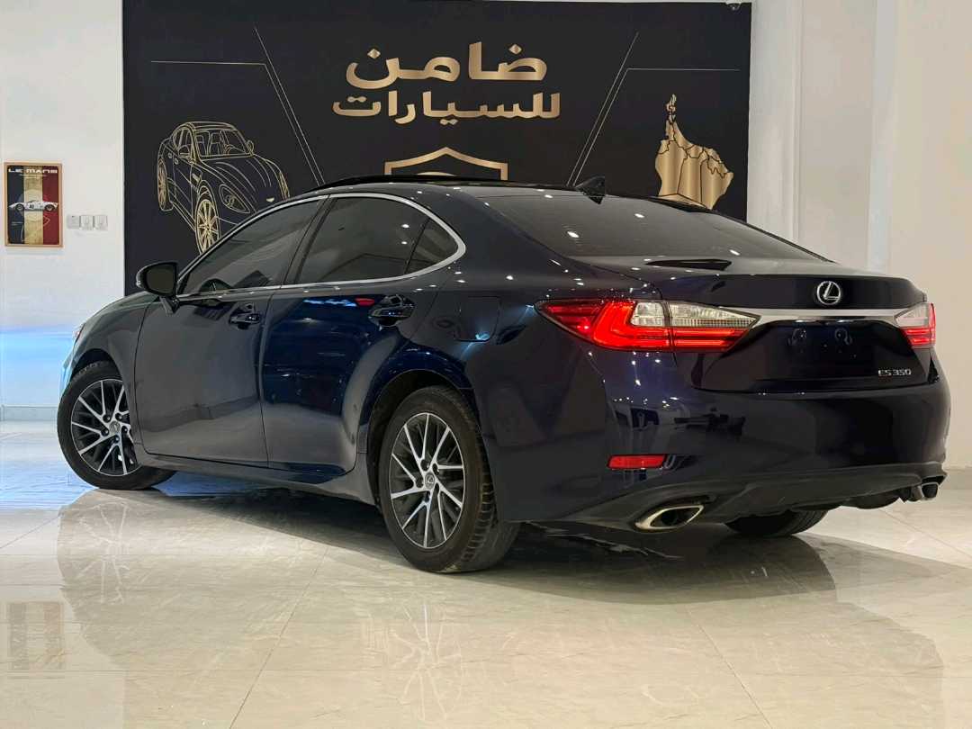 Car Image 2018 LEXUS ES 350