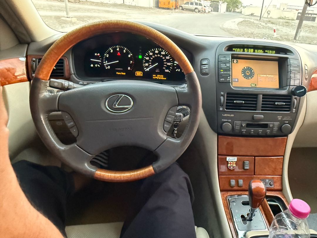 Car Image 2004 LEXUS LS 430