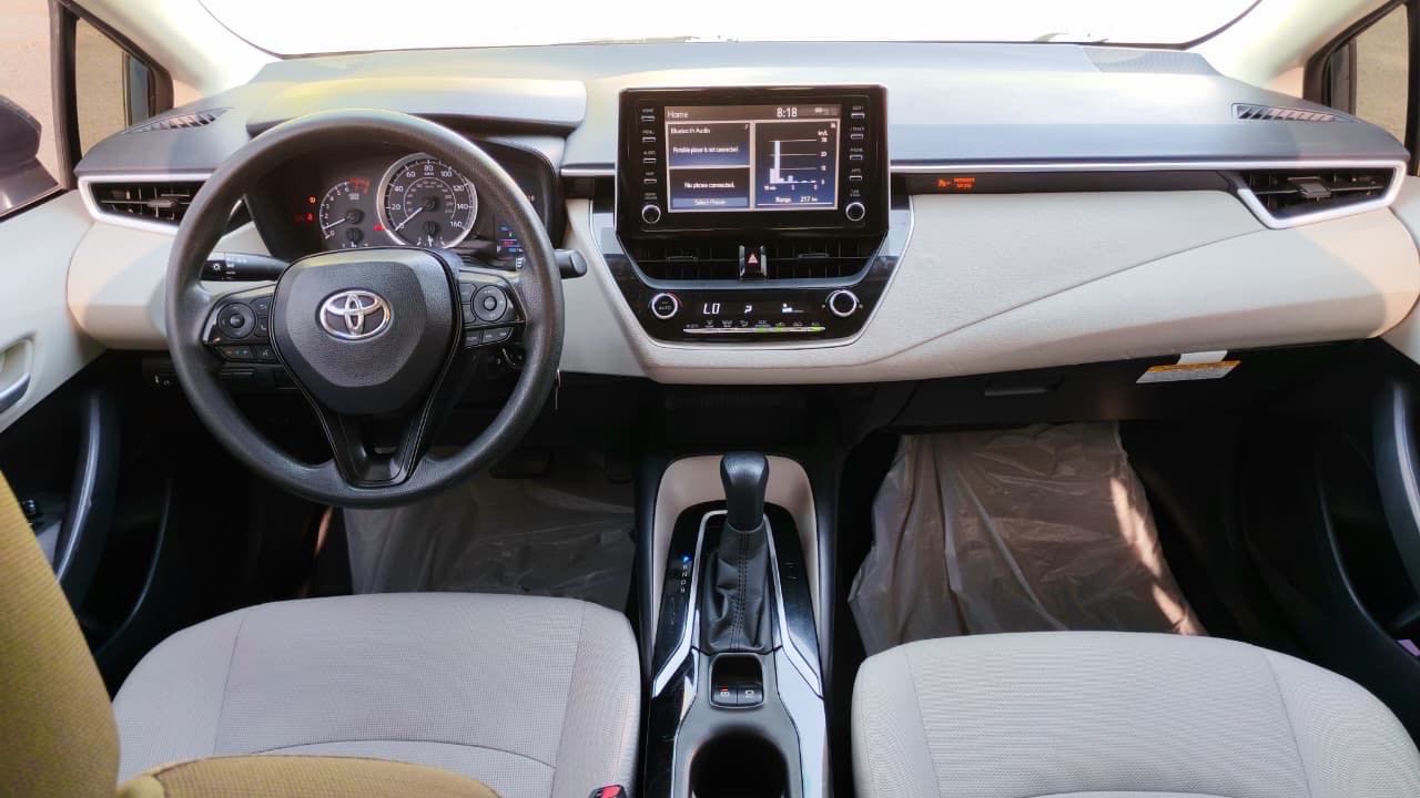 Car Image 2020 TOYOTA COROLLA LE