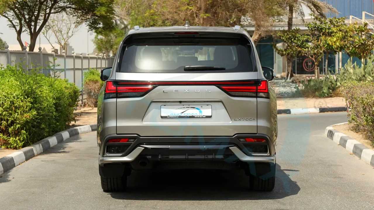 Car Image 2026 LEXUS LX 700 H
