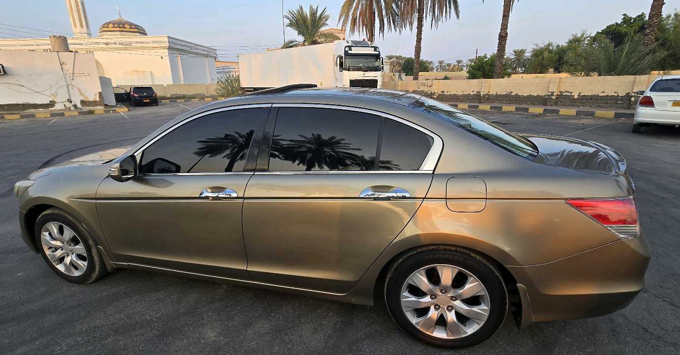 Car Image 2010 HONDA ACCORD EXL