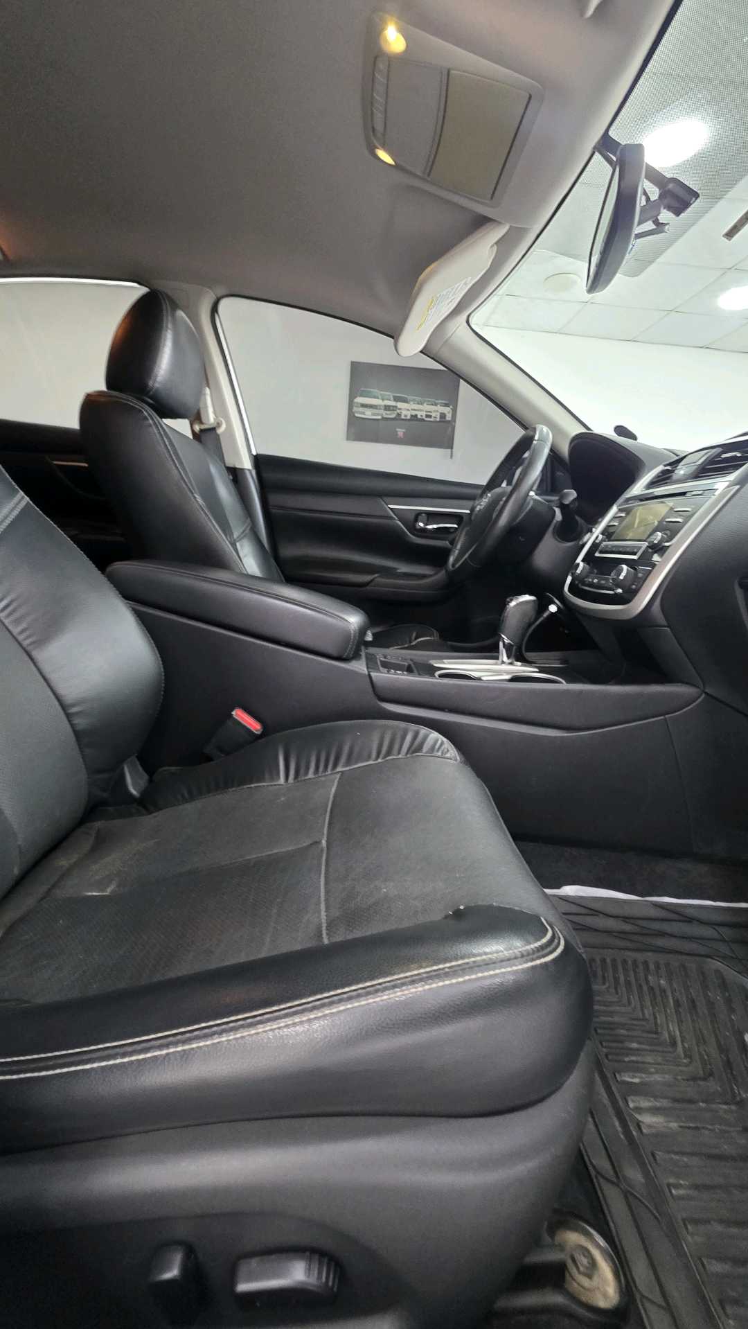 Car Image 2018 NISSAN ALTIMA SL
