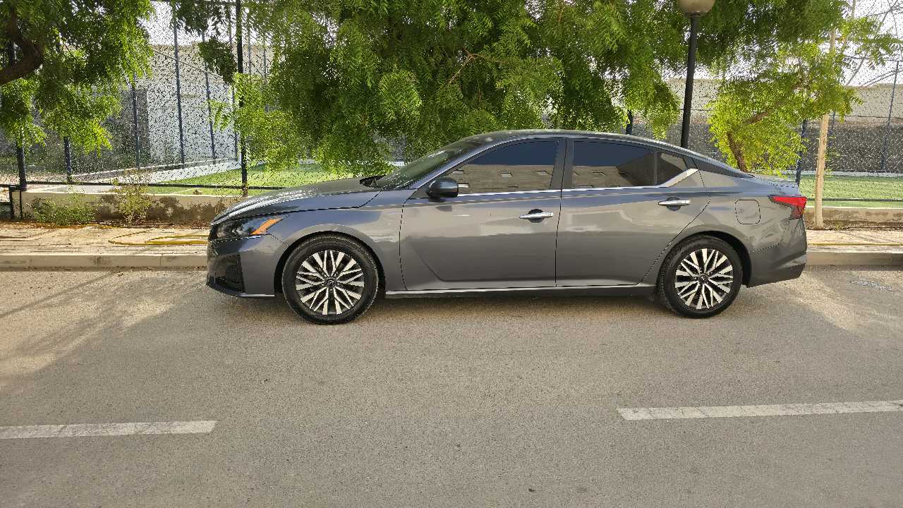 Car Image 2025 NISSAN ALTIMA SV