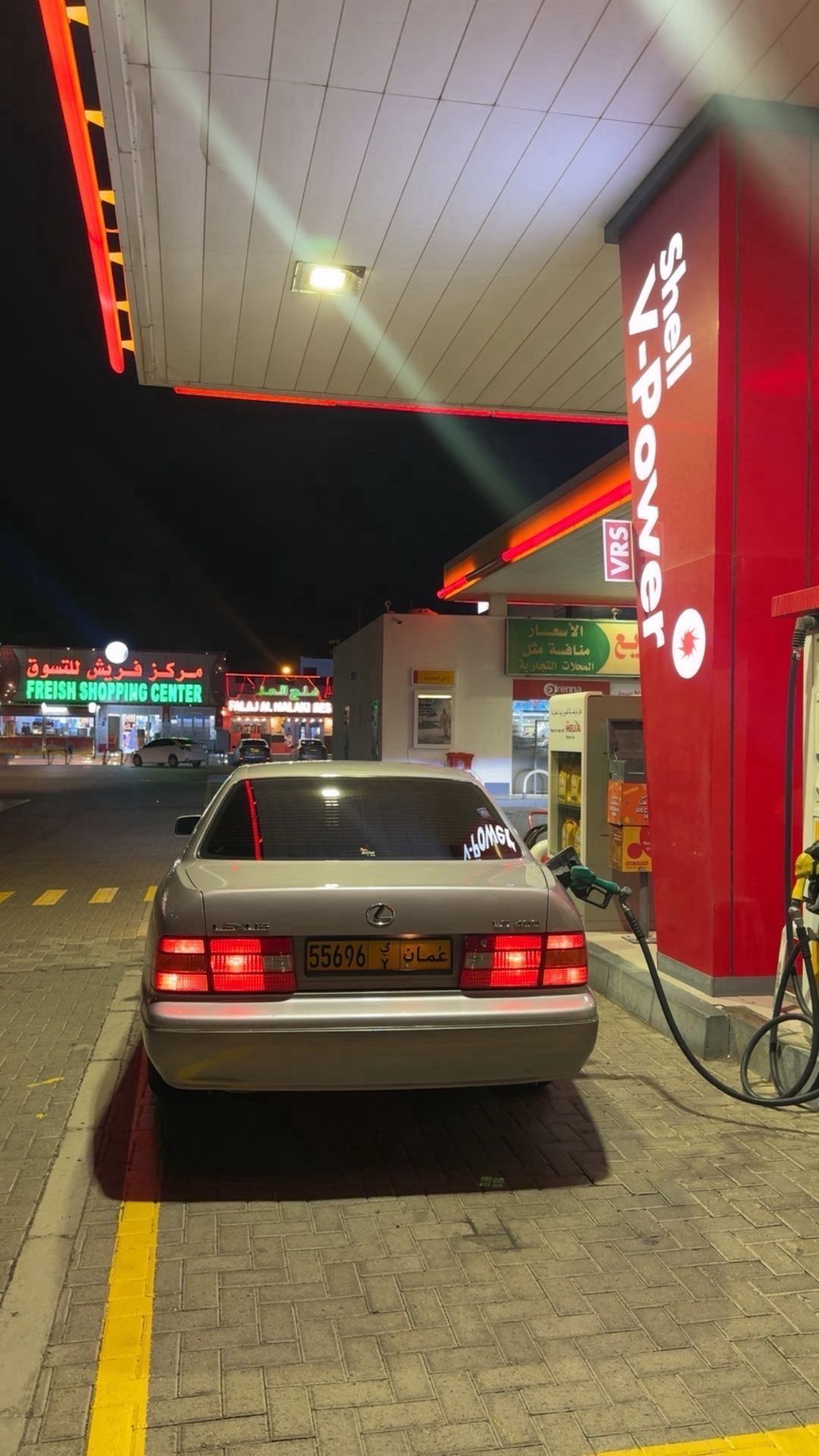 Car Image 1998 LEXUS LS 400
