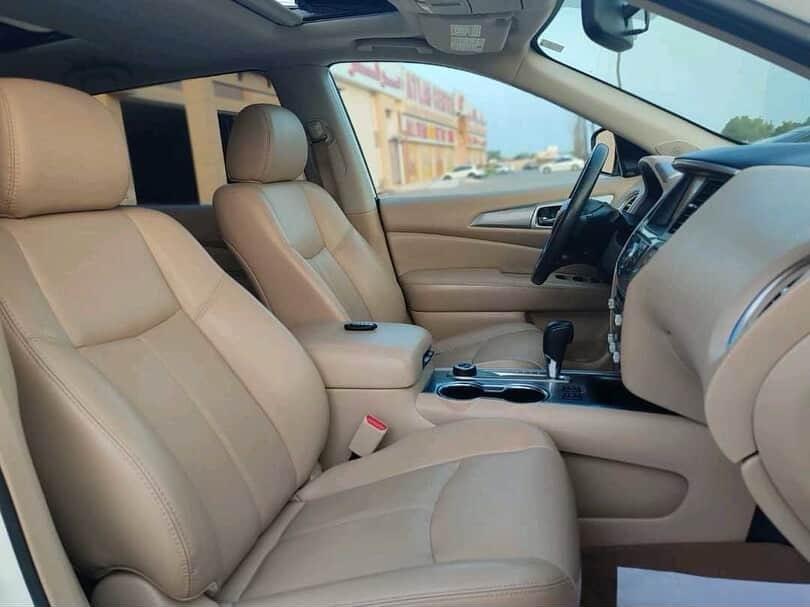 Car Image 2017 NISSAN PATHFINDER SL