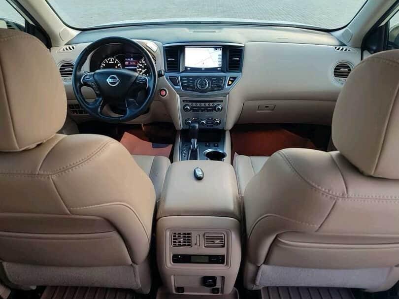 Car Image 2017 NISSAN PATHFINDER SL