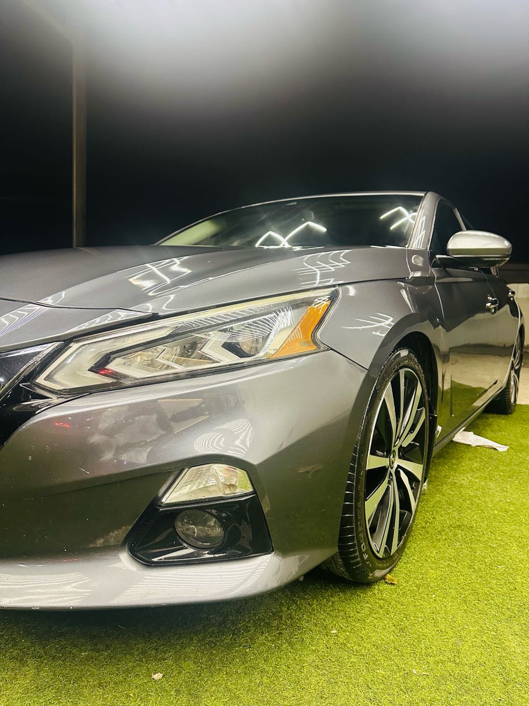 Car Image 2019 NISSAN ALTIMA Platinum 