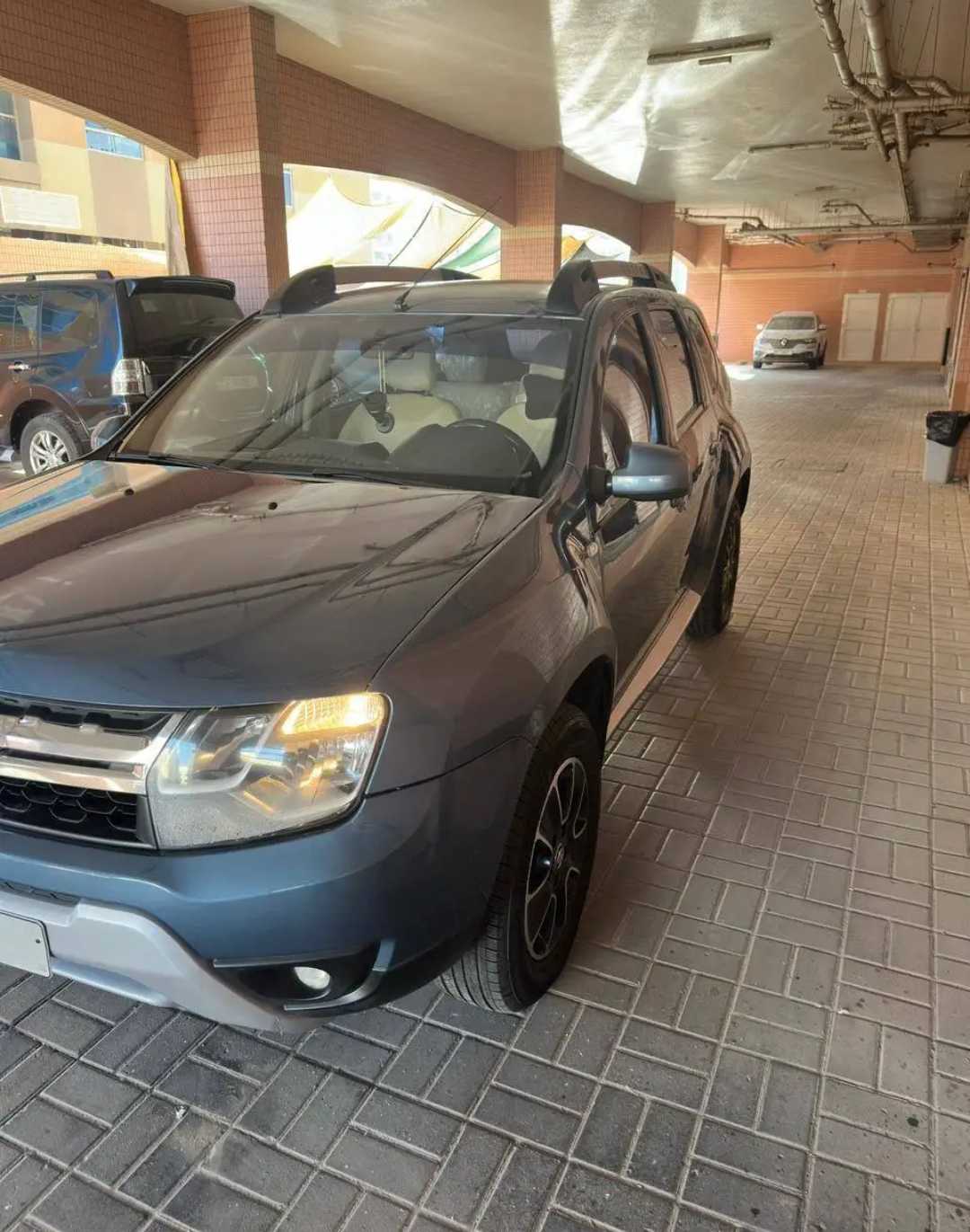 Car Image 2018 RENAULT DUSTER 