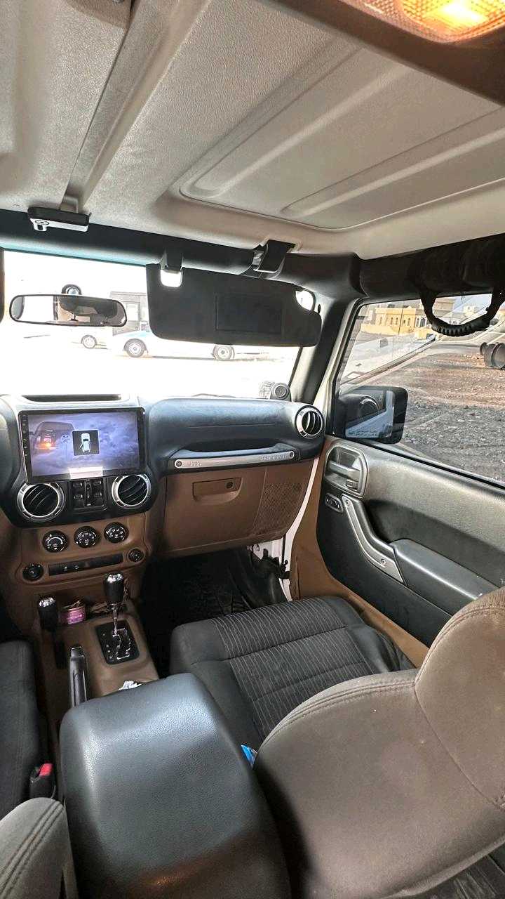 Car Image 2012 JEEP WRANGLER SAHARA