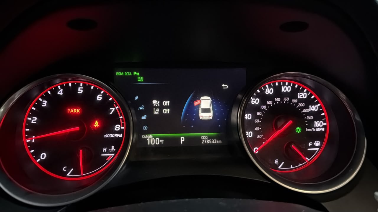 Car Image 2018 TOYOTA CAMRY XSE