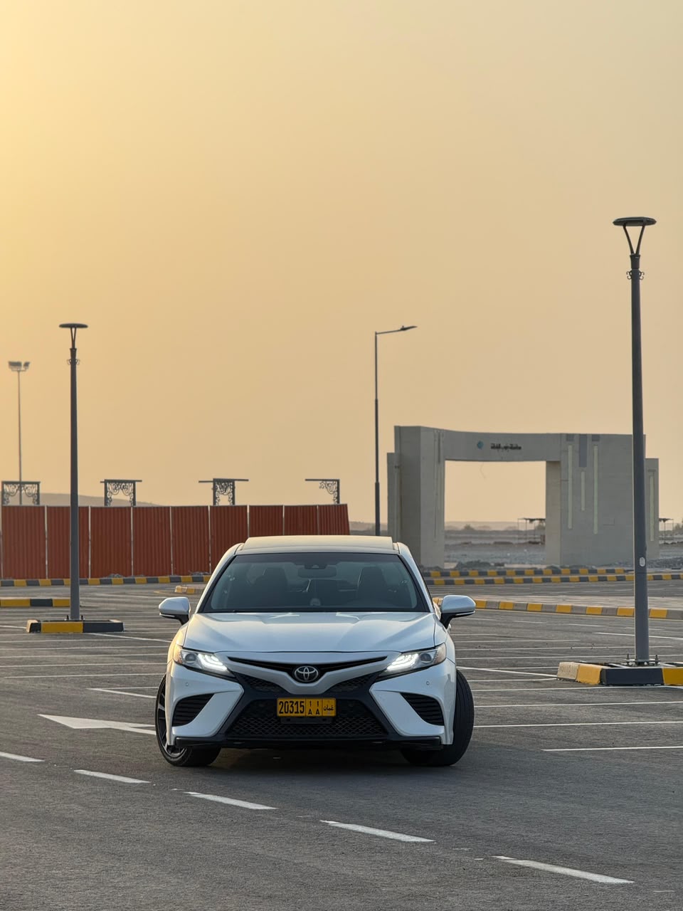 Car Image 2018 TOYOTA CAMRY XSE