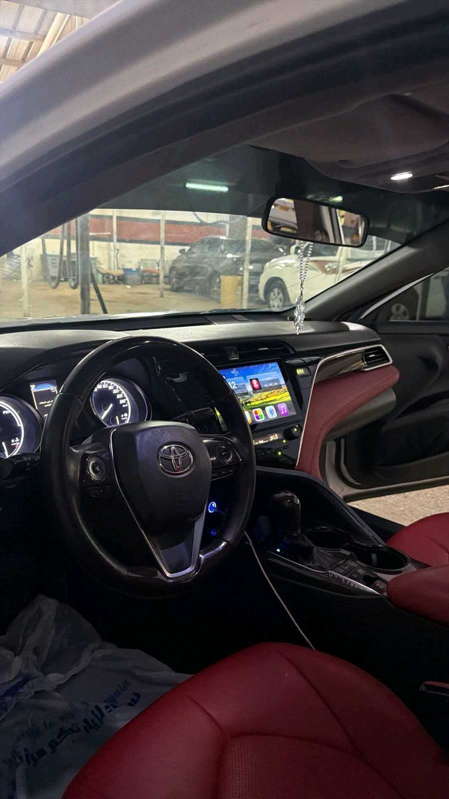 Car Image 2018 TOYOTA CAMRY LE