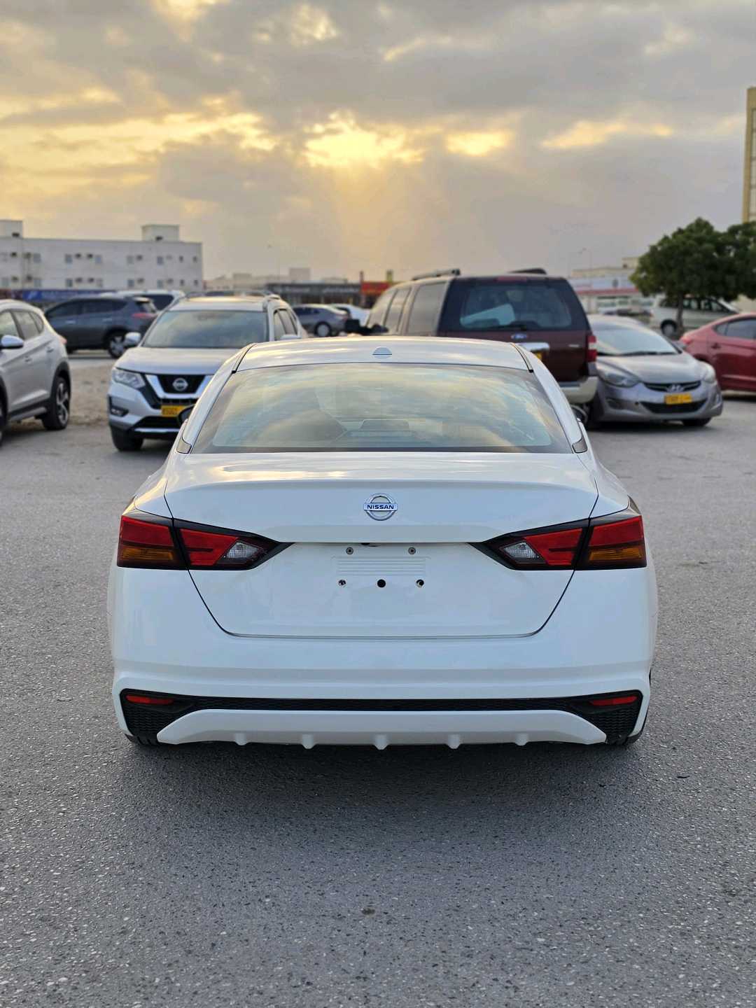 Car Image 2020 NISSAN ALTIMA S