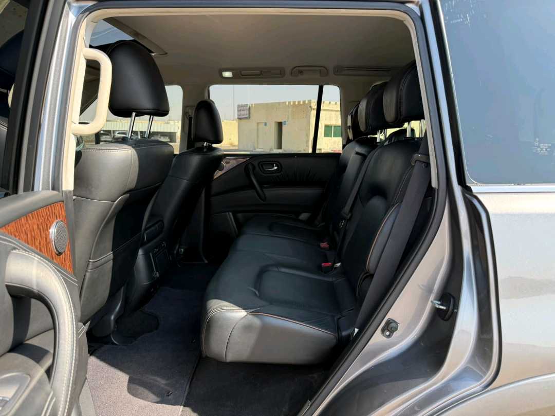 Car Image 2018 NISSAN ARMADA 