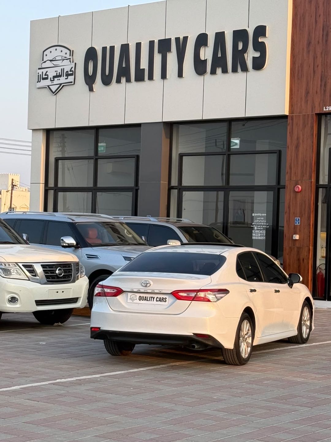 Car Image 2019 TOYOTA CAMRY LE