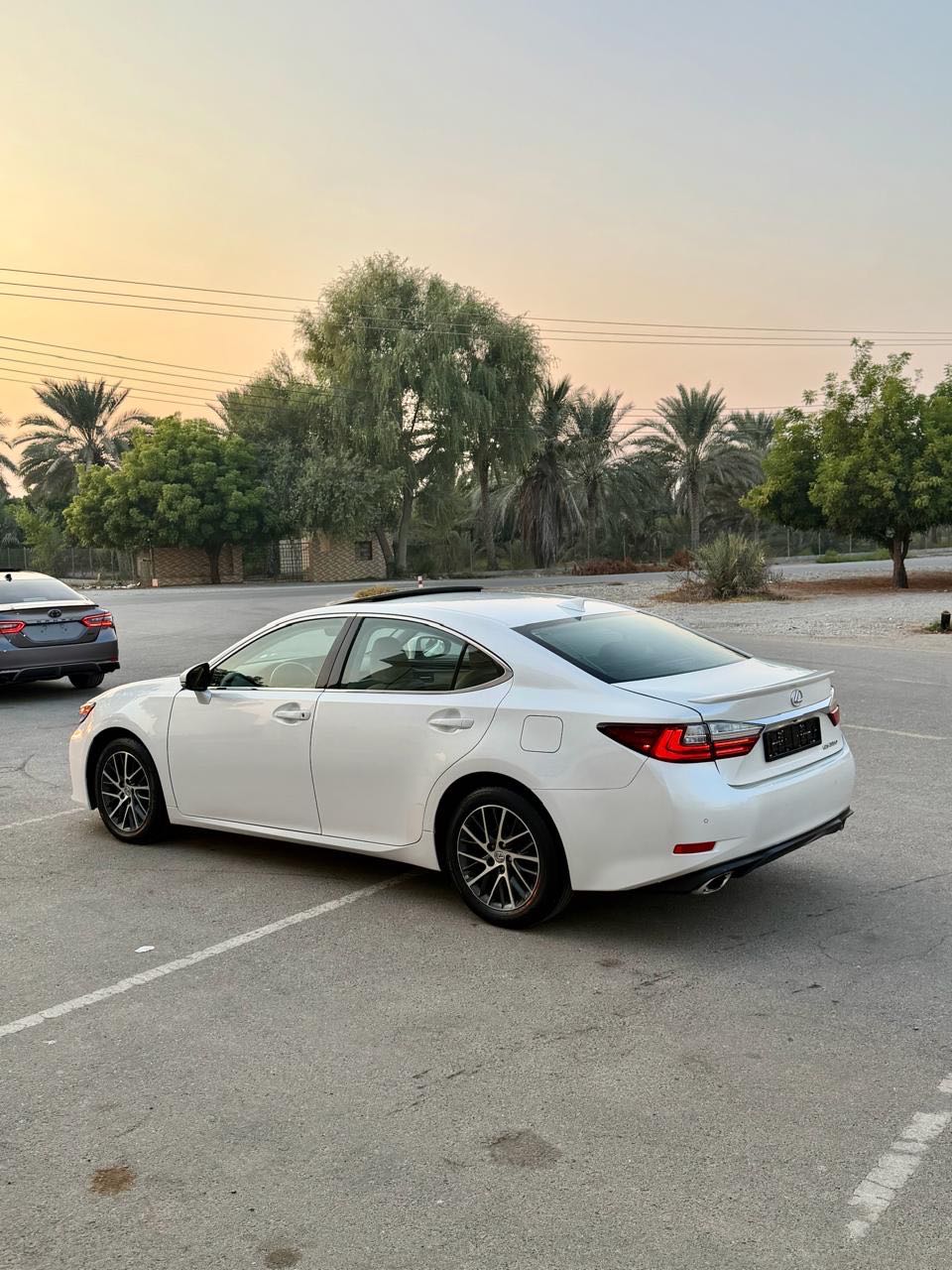 Car Image 2018 LEXUS ES 350