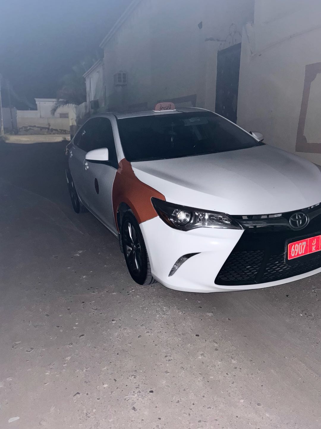 Car Image 2017 TOYOTA CAMRY SE