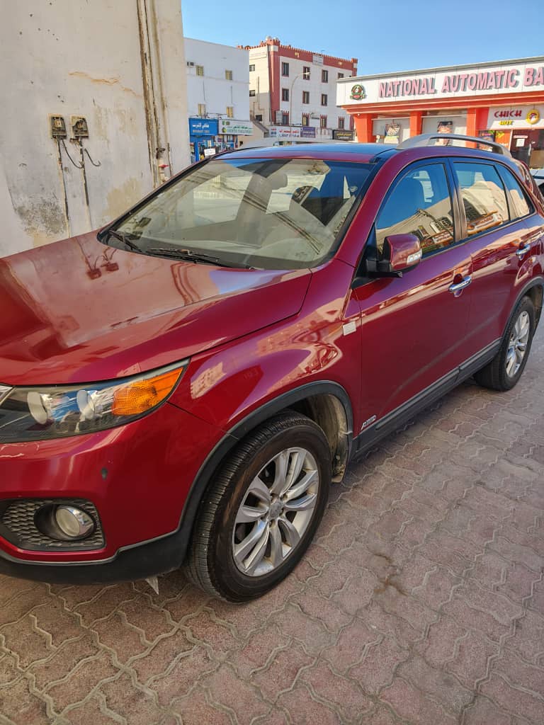 Car Image 2012 KIA SORENTO 