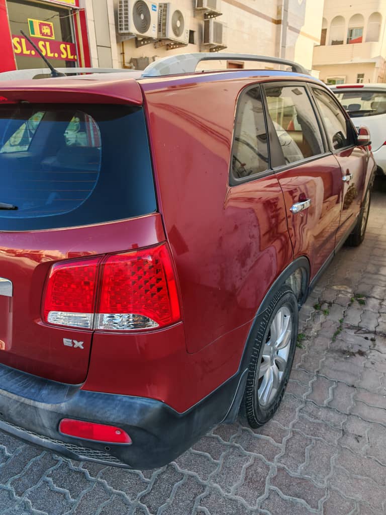 Car Image 2012 KIA SORENTO 