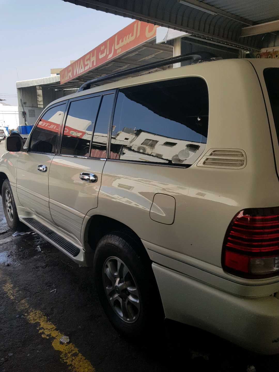 Car Image 1999 LEXUS LX 470