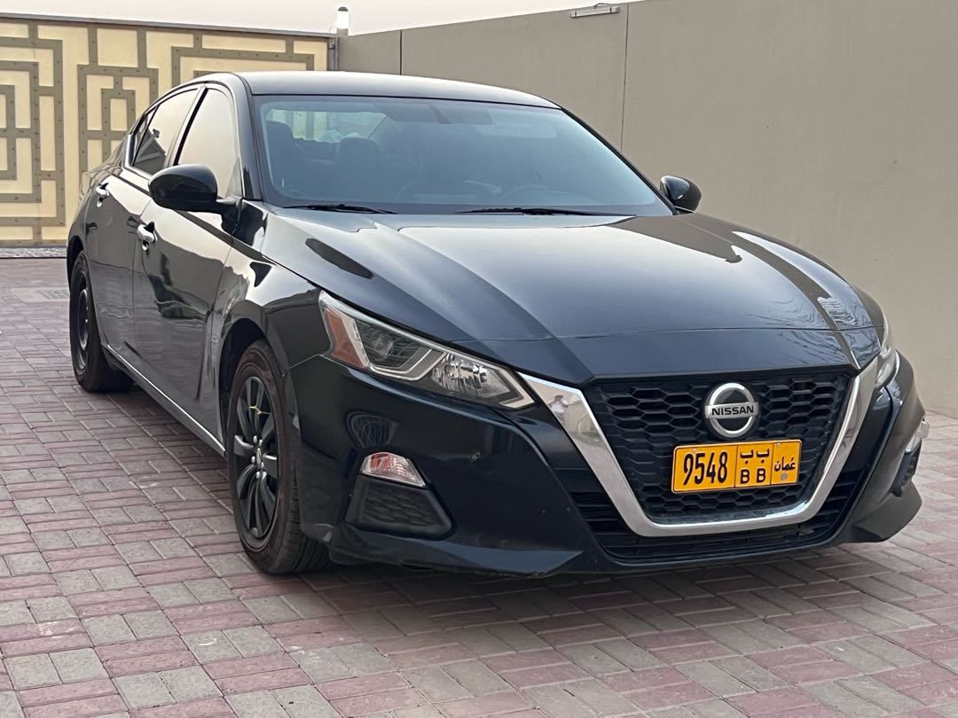 Car Image 2020 NISSAN ALTIMA S