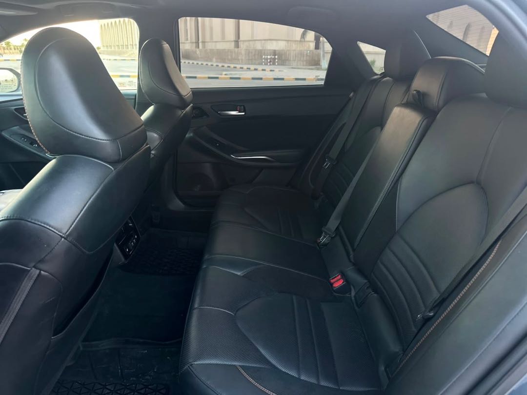 Car Image 2019 TOYOTA AVALON TOURING