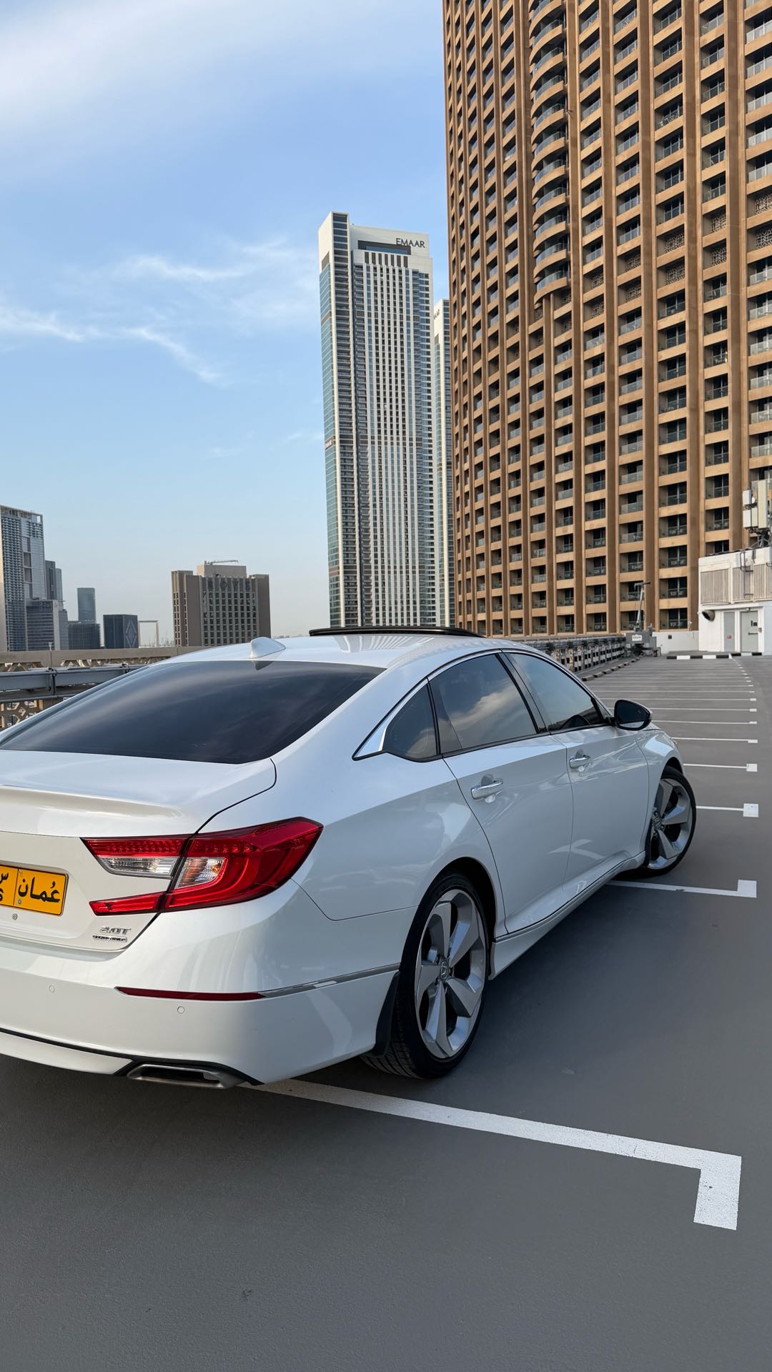 Car Image 2018 HONDA ACCORD TOURING