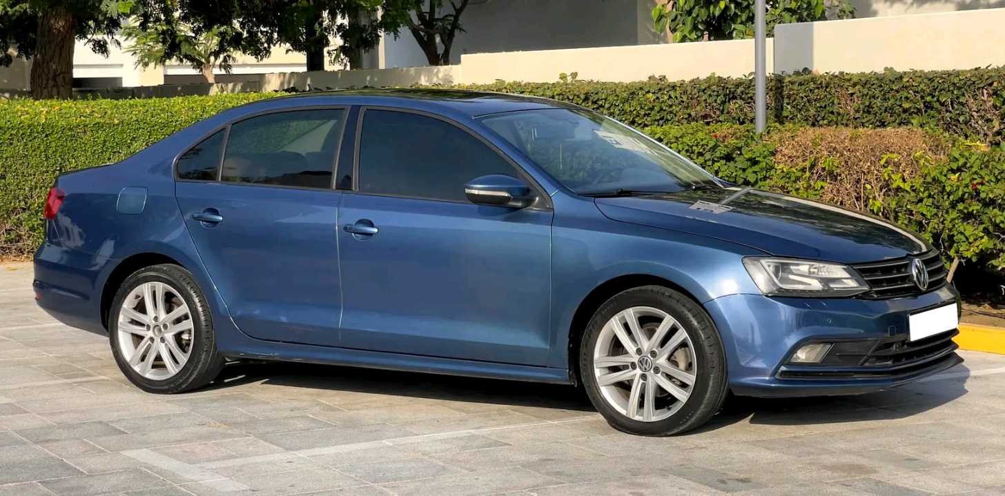 Car Image 2016 VOLKSWAGEN JETTA 