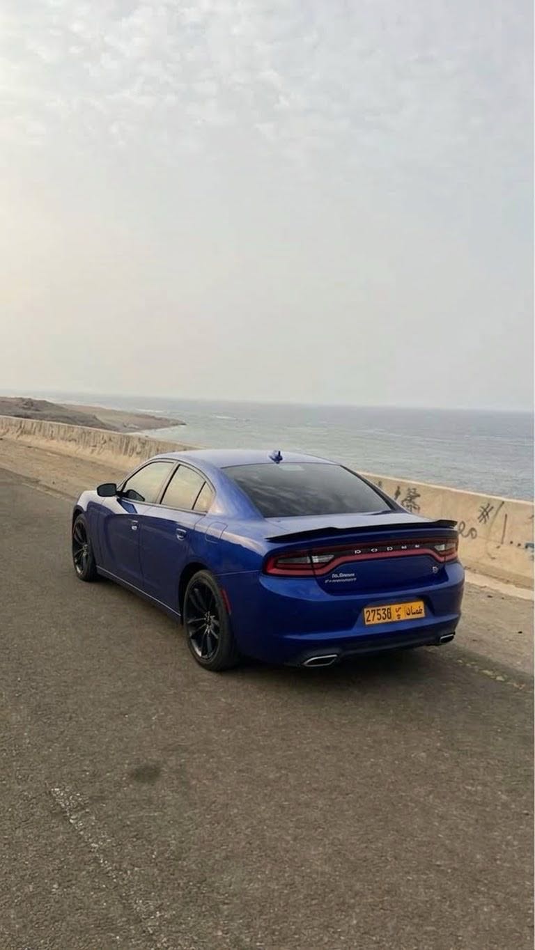 Car Image 2018 DODGE CHARGER SXT