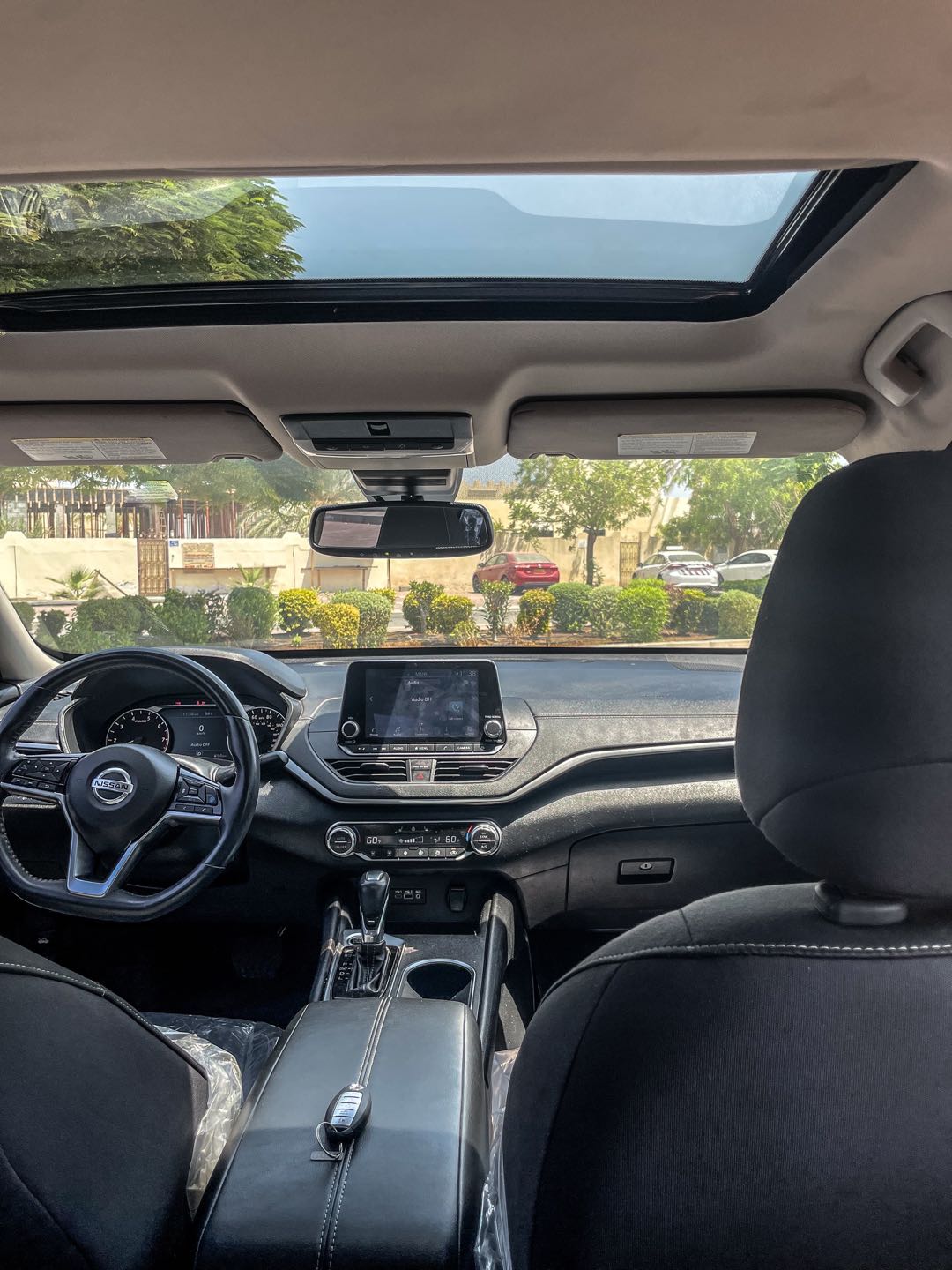 Car Image 2019 NISSAN ALTIMA SV