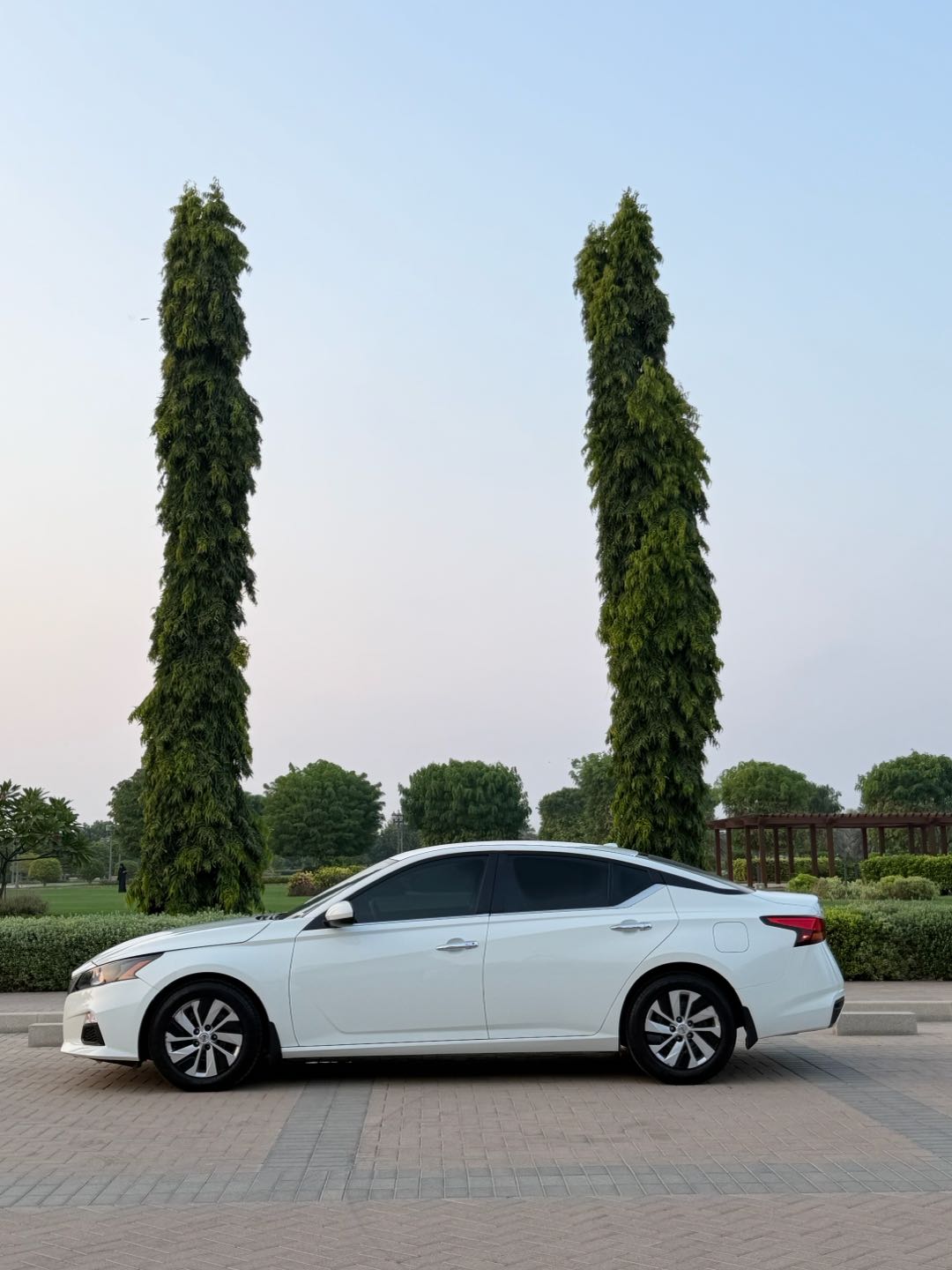 Car Image 2019 NISSAN ALTIMA S