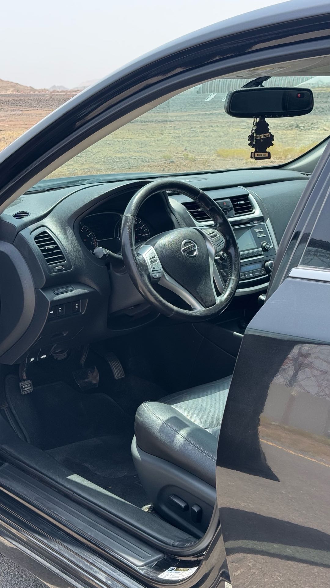 Car Image 2018 NISSAN ALTIMA SL