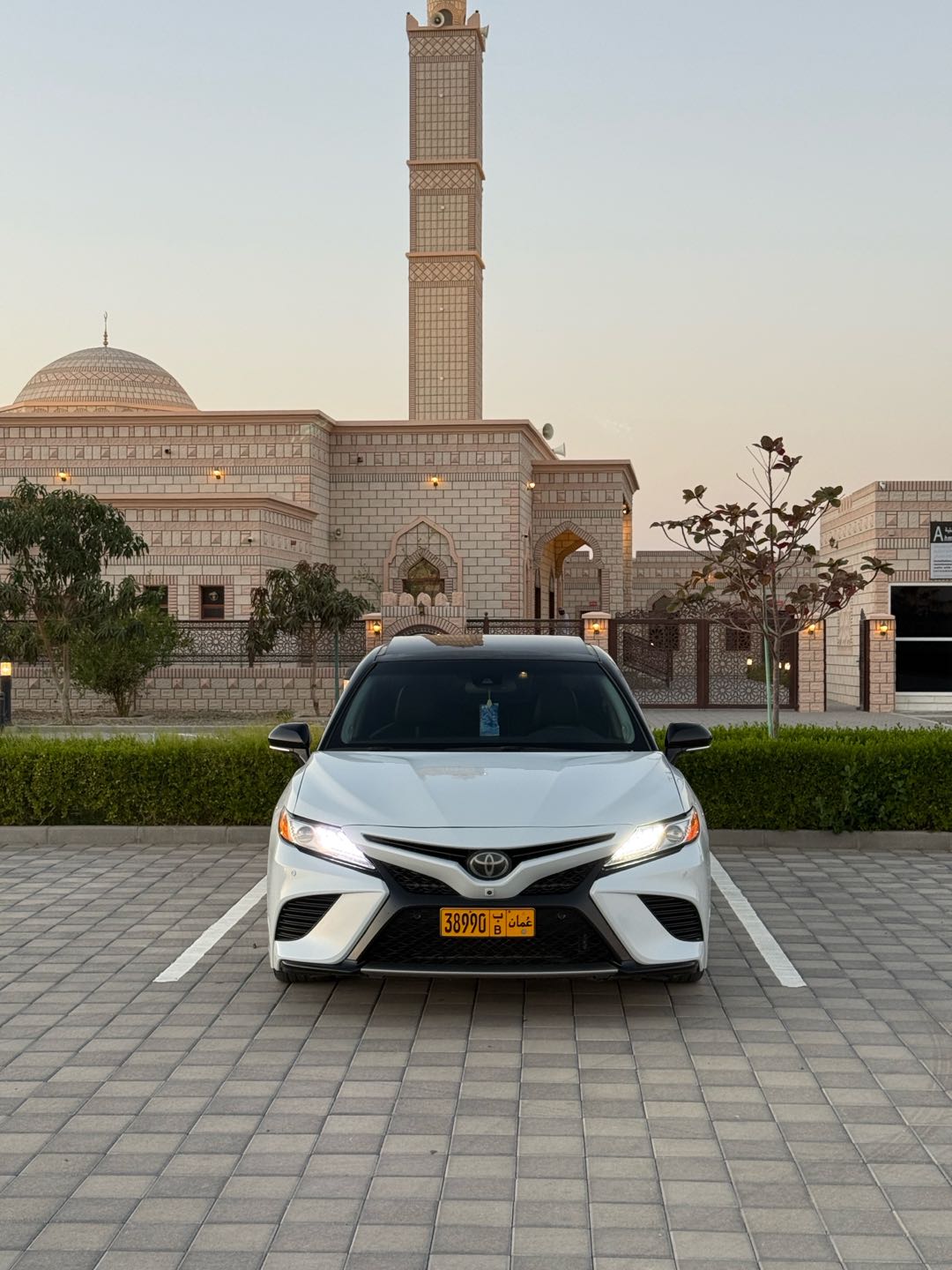 Car Image 2018 TOYOTA CAMRY XSE