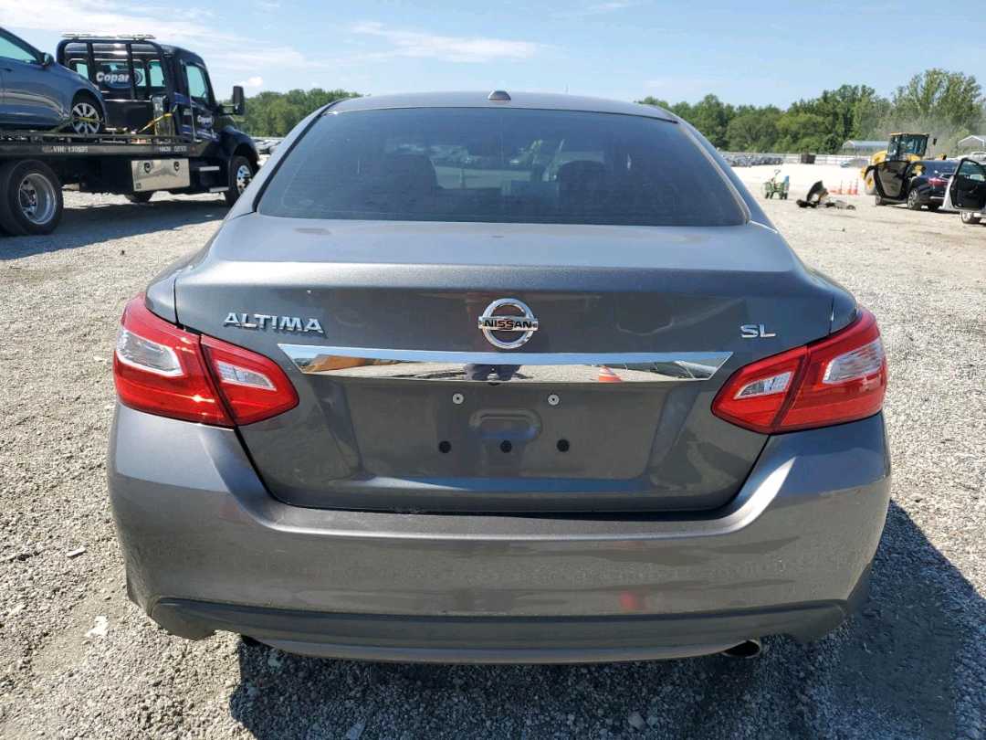Car Image 2017 NISSAN ALTIMA SL