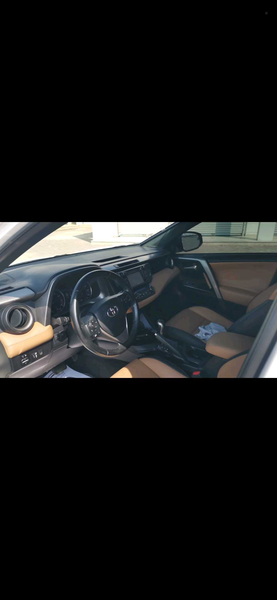 Car Image 2018 TOYOTA RAV4 SE